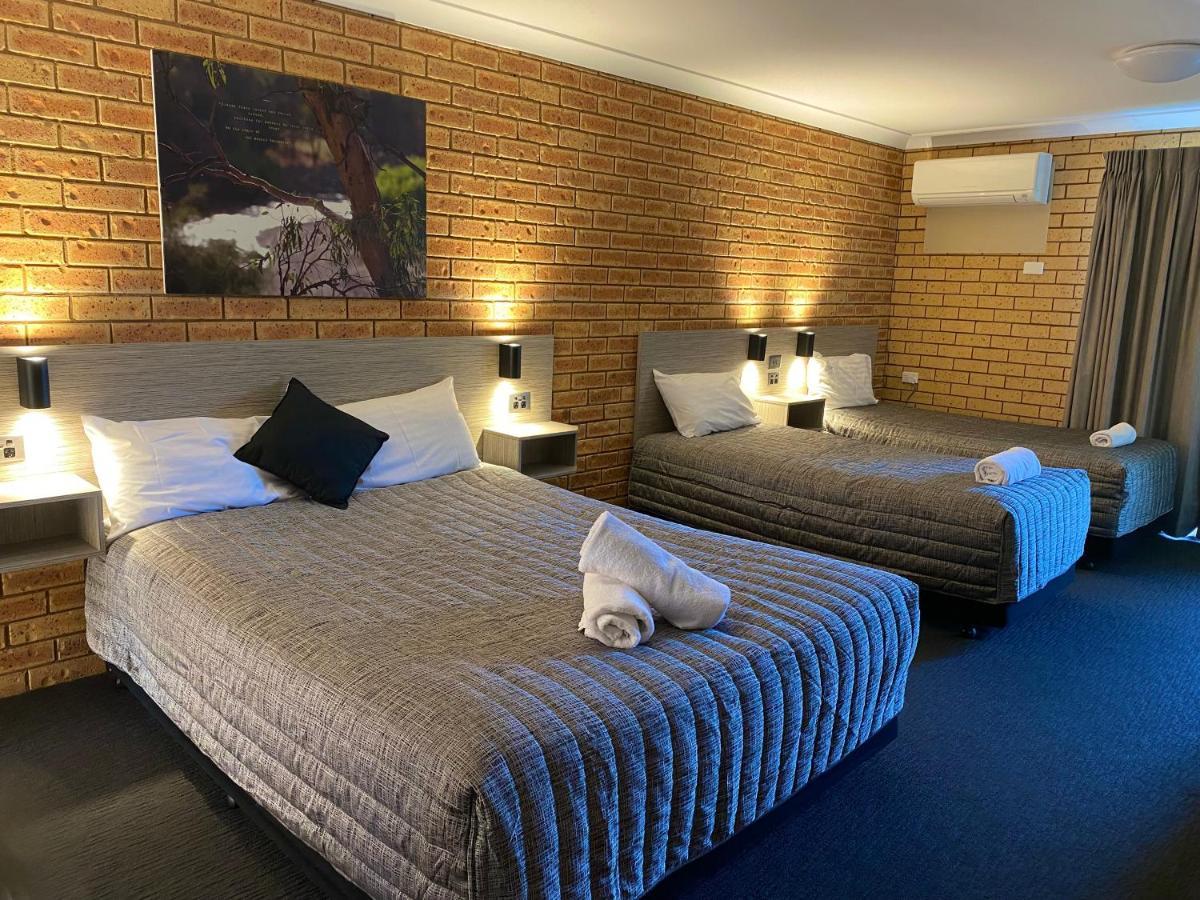 Tallarook Motor Inn Dubbo Exteriér fotografie