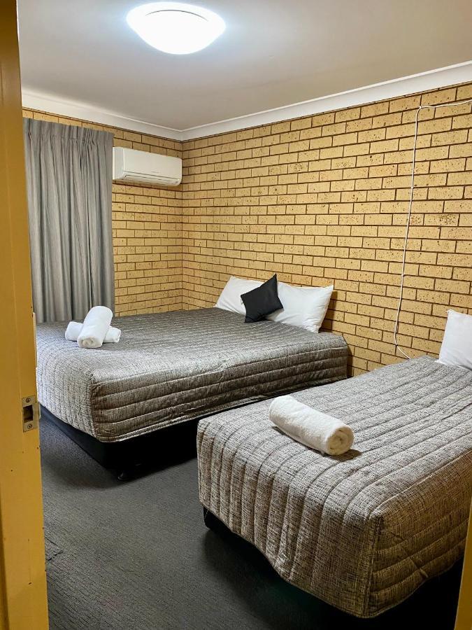 Tallarook Motor Inn Dubbo Exteriér fotografie