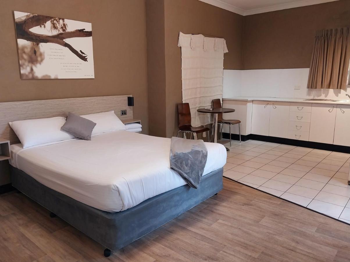 Tallarook Motor Inn Dubbo Exteriér fotografie