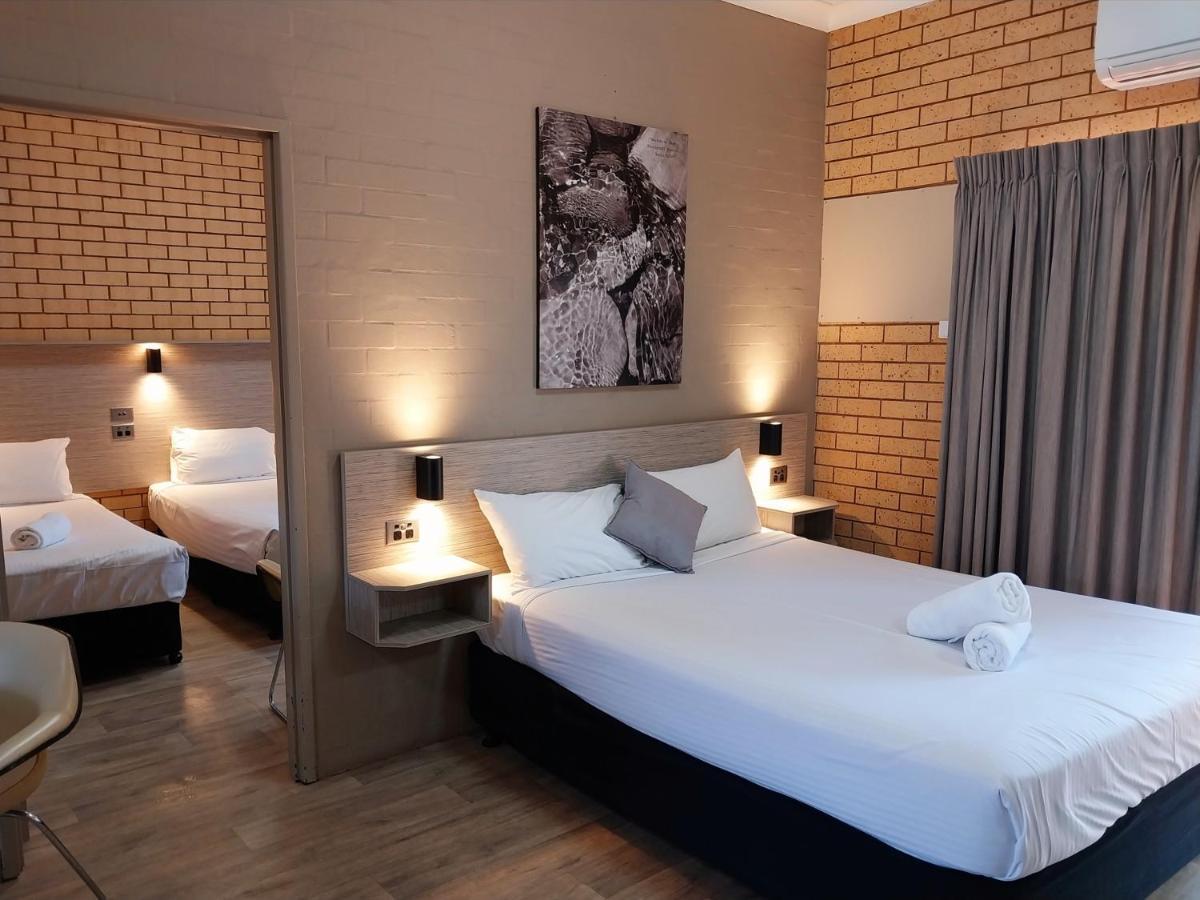Tallarook Motor Inn Dubbo Exteriér fotografie