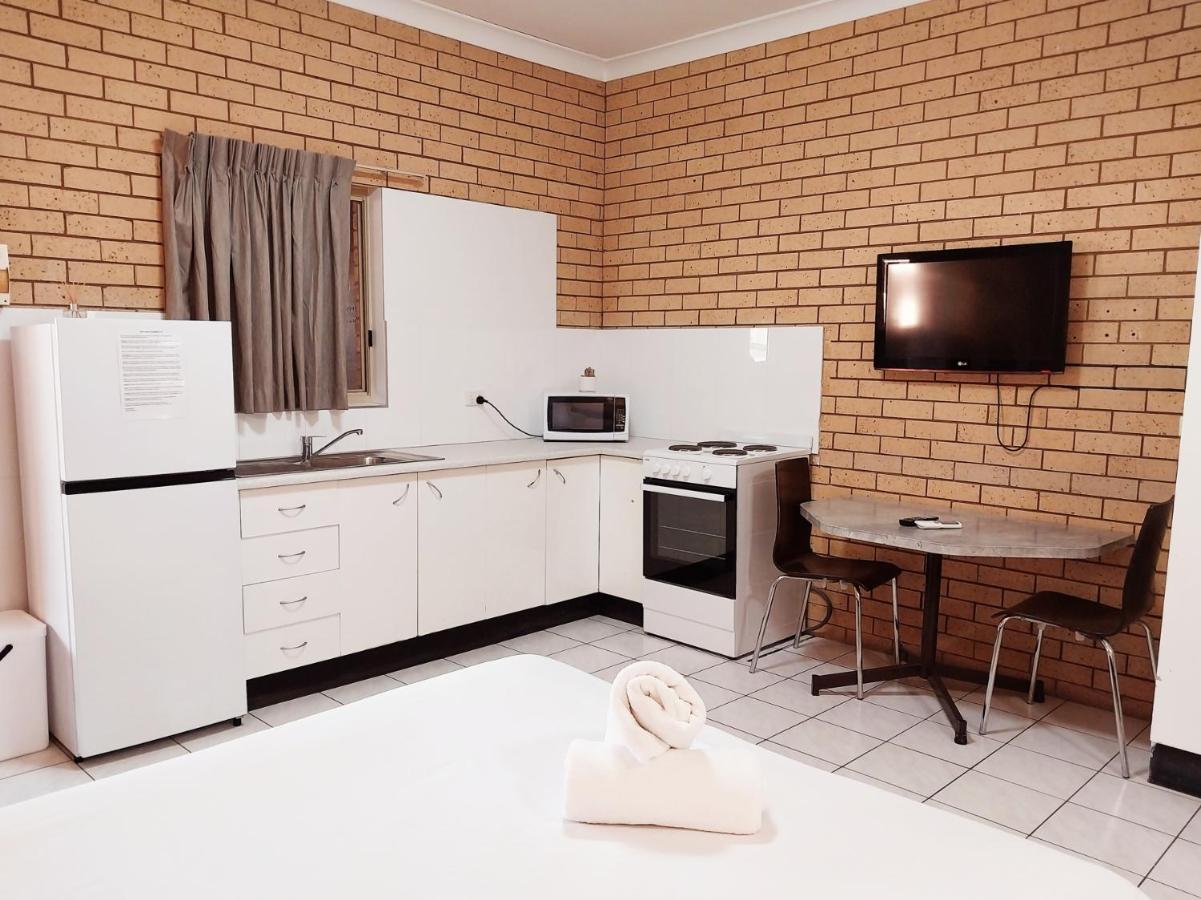 Tallarook Motor Inn Dubbo Exteriér fotografie